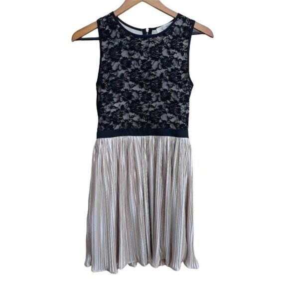 Rewind Color Blocked Black Lace Gold Pleated Skirt Fit & Flare Dress Sz S - Picture 1 of 10